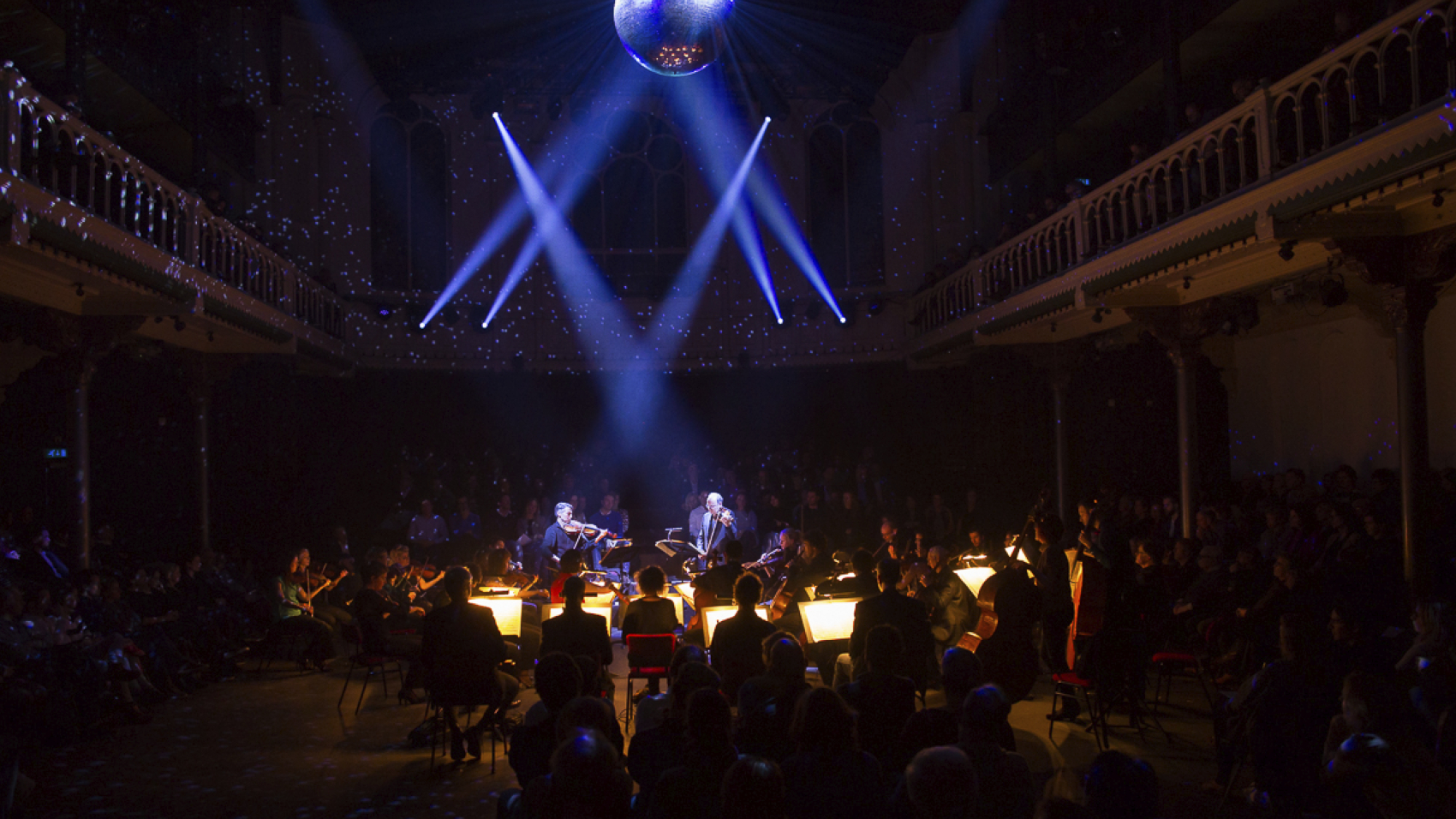 Nederlands Kamerorkest met Circuit des Yeux op Le Guess Who?